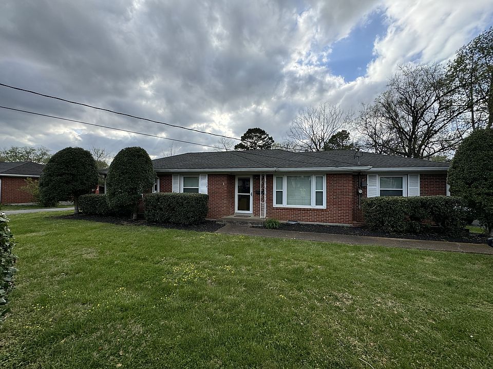 2nd image of 118 W Meade Dr