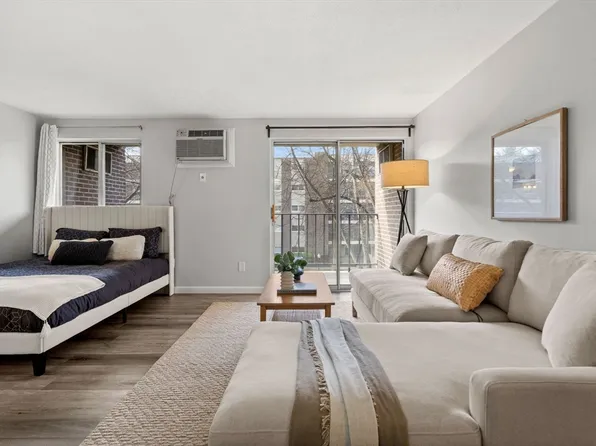 66 Main St APT 37A, Stoneham, MA 02180