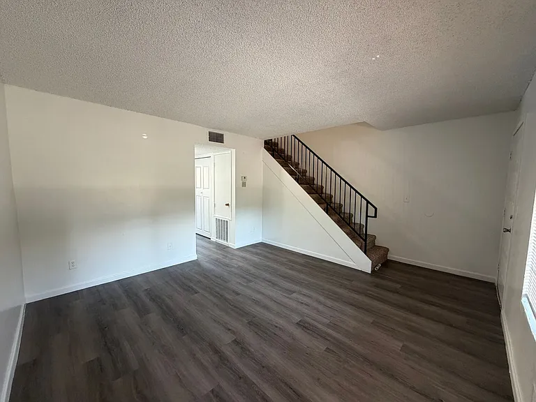 2950 N Alvernon Way #10103 — Photo 21