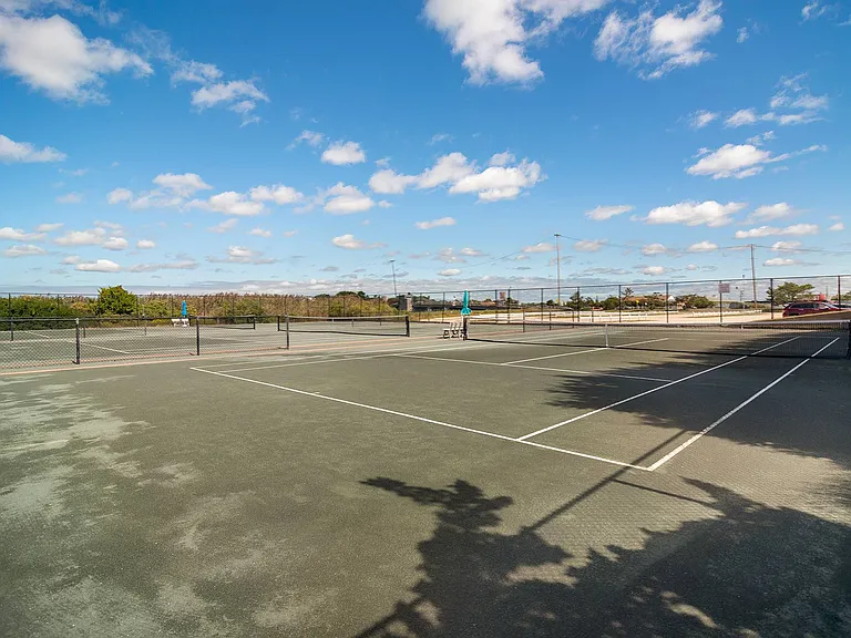 260 Dune Rd #89 — Photo 20