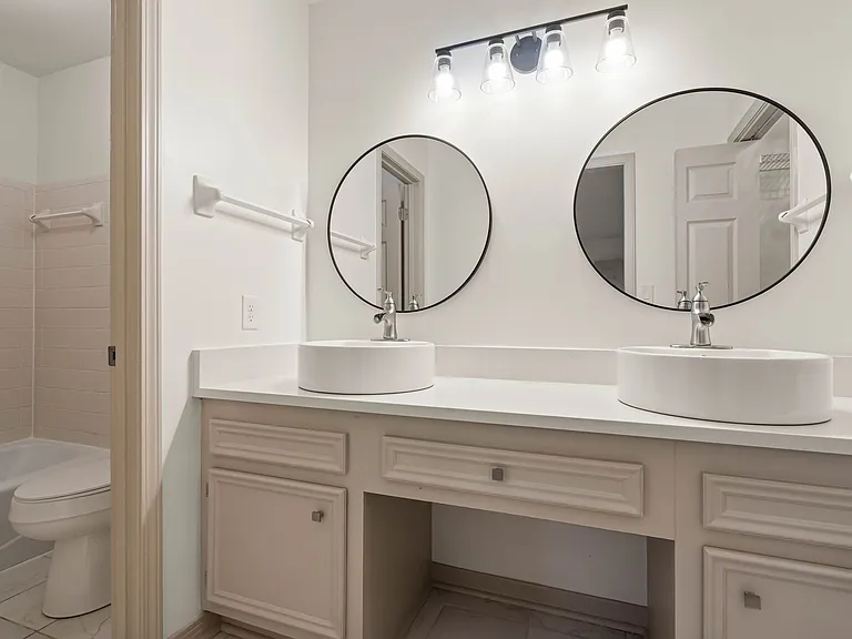 167 Rolling Hill Dr — Photo 15