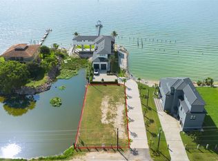 802 Todville Rd, Seabrook, TX 77586
