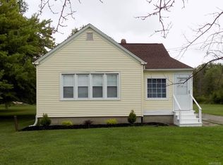 8711 N Main St, Angola, NY 14006