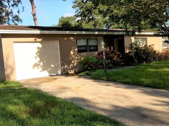 2nd image of 1780 Cowan Dr