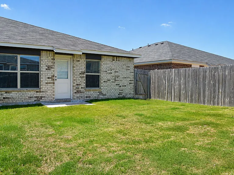 1222 Lehmann Dr #A — Photo 28