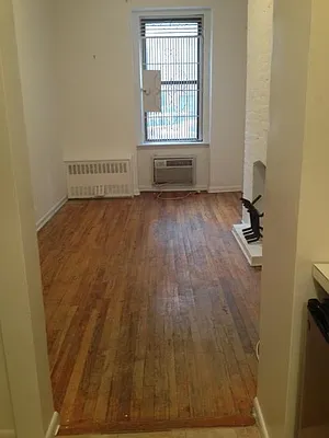 Rented by Town Residential | media 26