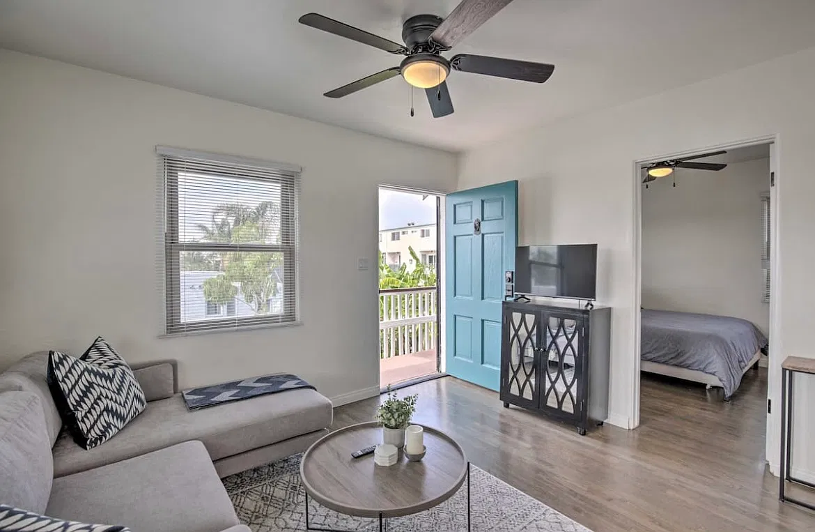 3274 Orange Ave — Photo 4