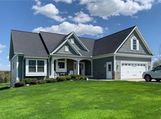 39 Laska Dr, Jamestown, NY 14701