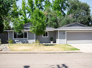 2155 Grandview Ave, Redding, CA 96001