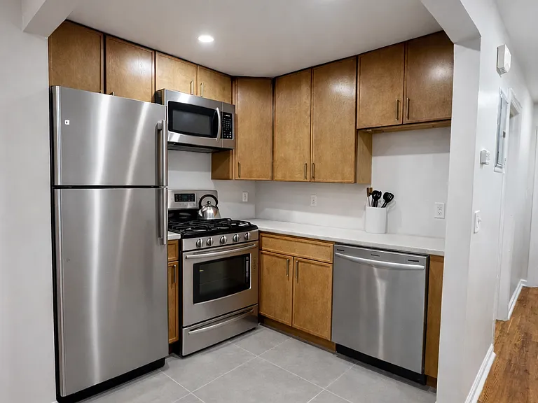 879 Elsmere Pl #2 — Photo 7