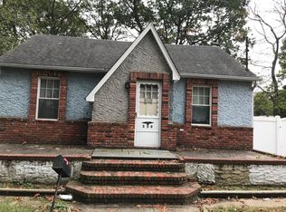 550 Scudder Ave, Copiague, NY 11726