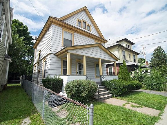 3rd image of 2706 Midland Ave