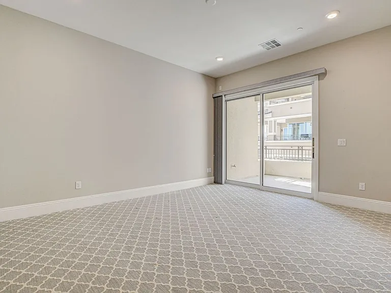 9133 Las Manaitas Ave #302 — Photo 21