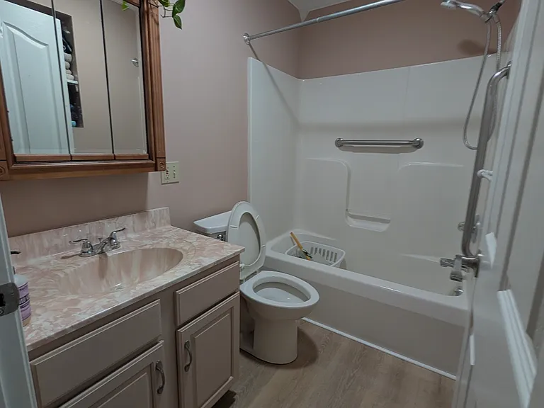 385 Kingsbury Rd — Photo 19