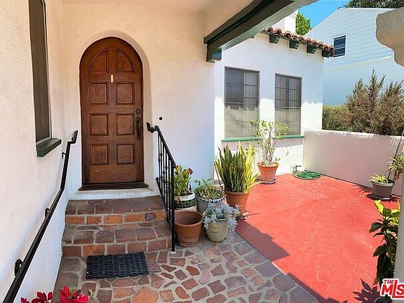 3rd image of 10619 Cushdon Ave