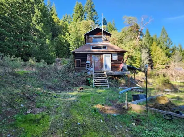 8700 Bell Springs Rd, Garberville, CA 95542
