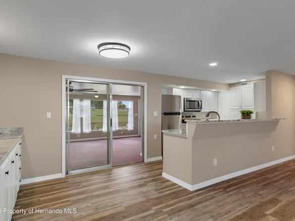 8104 Dinsmore St, Brooksville, FL 34613