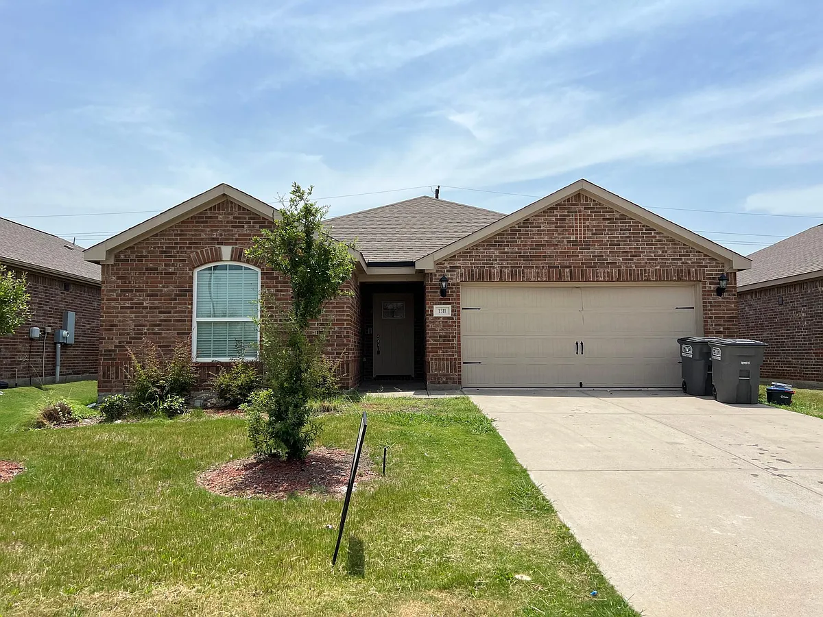 Building Photo - 1311 Soap Tree Dr
