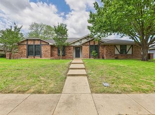 1409 Thunderbrook Dr, Desoto, TX 75115