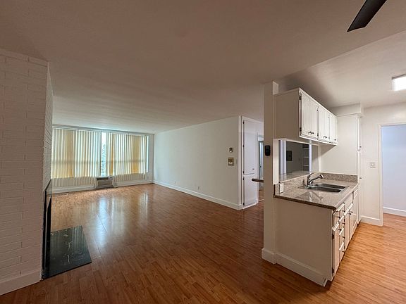 2nd image of 11744 Darlington Ave APT 204