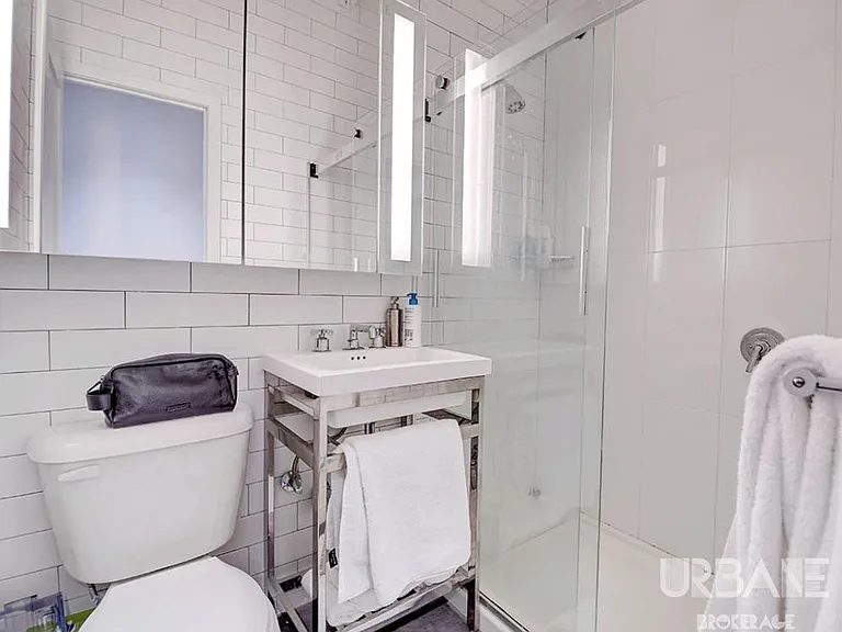 86 E 10th St #3 — Photo 6