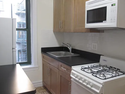 Rented by City & Suburban | media 60