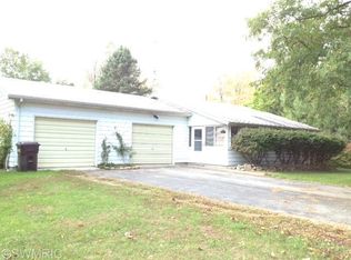 17673 Fifteen Mile Rd, Marshall, MI 49068