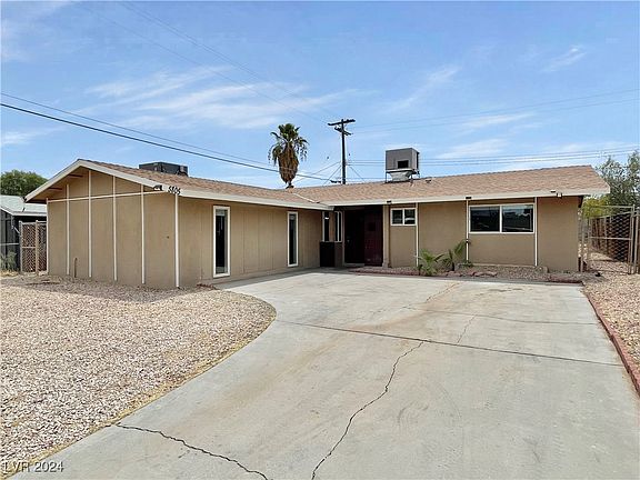2nd image of 5805 Apple Valley Ln