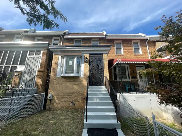 218 Bryant St NE, Washington, DC 20002