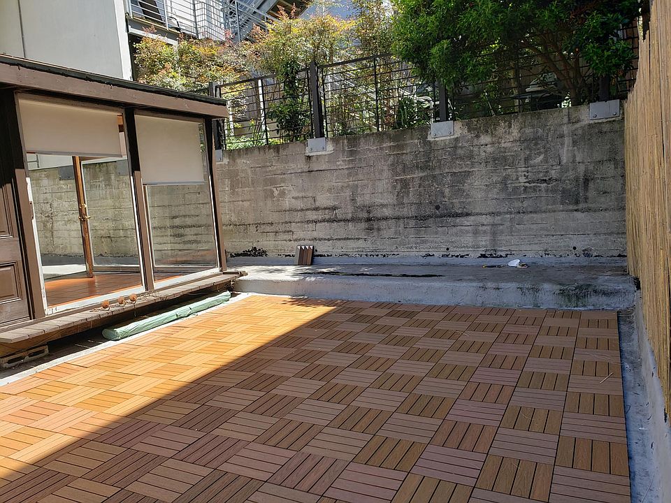 deck and bonus room