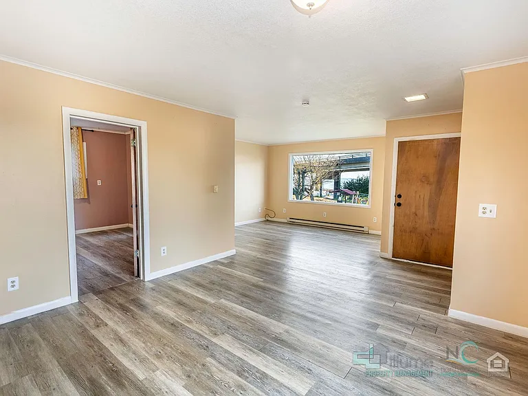 301 Alameda Ave — Photo 17