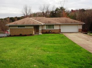 184 Ridgeview Dr, Aliquippa, PA 15001