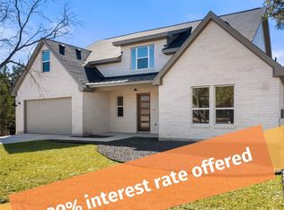 300 Bedford Dr, Spicewood, TX 78669