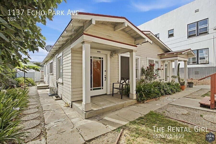 1st image of 1137 Echo Park Ave