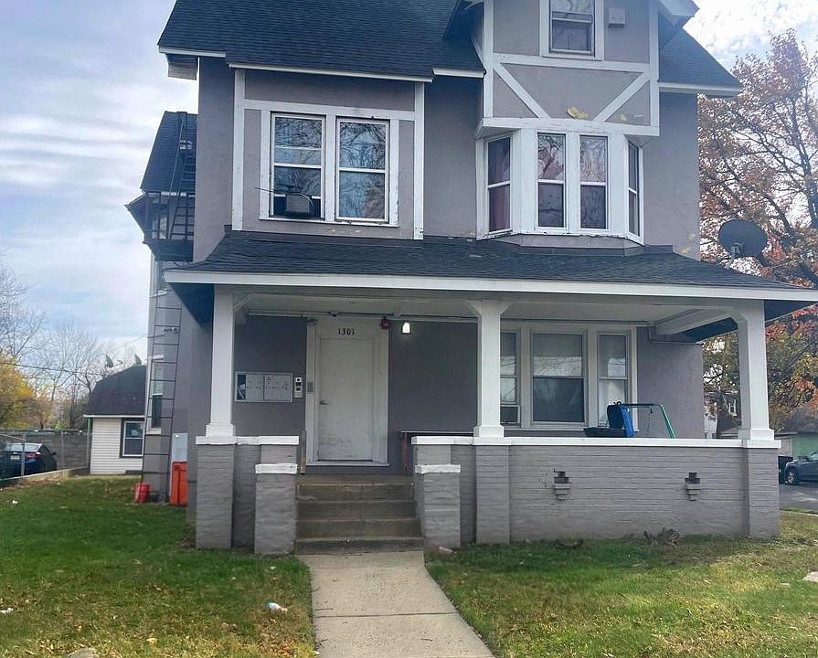 1st image of 1301 Greenwood Ave