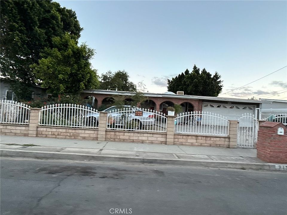 1st image of 217 W Alru St