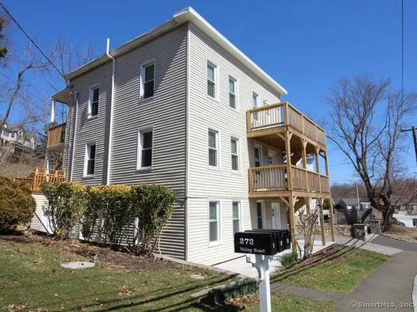 272 Valley Rd Floor 2, Cos Cob, CT 06807