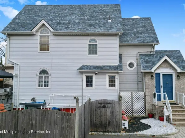 228 Van Pelt Ave, Staten Island, NY 10303