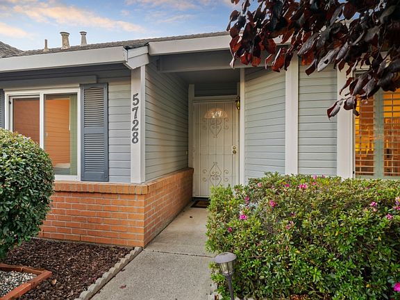 3rd image of 5728 Terrace Dr