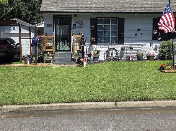 1406 Healdton Blvd