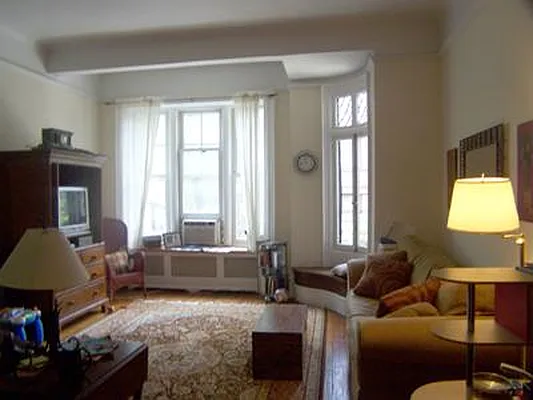 Rented by Owner | media 9