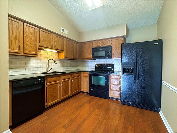 5th image of 160 Jubilee Hill Dr Unit J