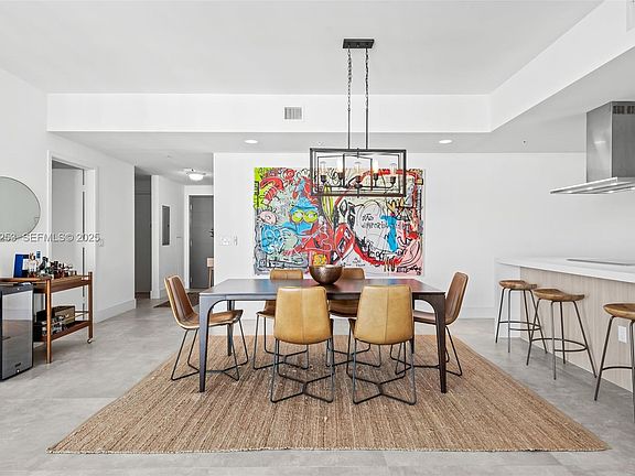 5th image of 17111 Biscayne Blvd Unit 2103