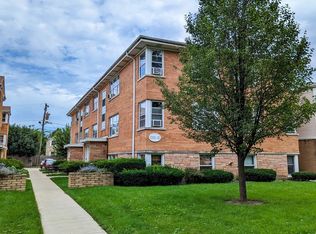 1533 William St APT 1E, River Forest, IL