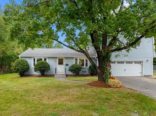 48 Sunset Dr, Northbridge, MA 01534