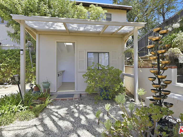 738 Hanley Ave — Photo 47