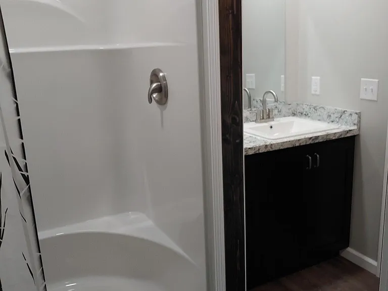 609A S Main St — Photo 11