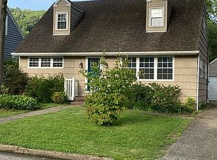 37 Avon Pl, Athens, OH 45701