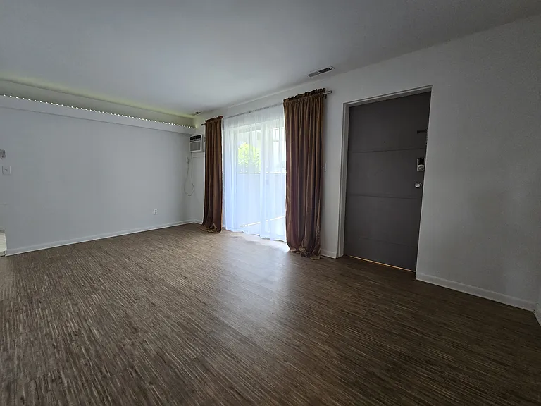 1734 Cromwell Dr #2 — Photo 13