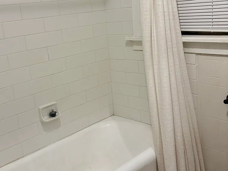 6932 Plymouth Ave — Photo 11
